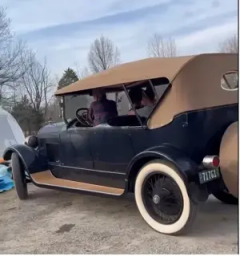 1921 Marmon Seven Passenger Touring Car — thumbnail 1