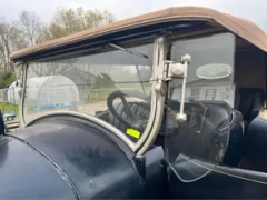 1921 Marmon Seven Passenger Touring Car — thumbnail 3