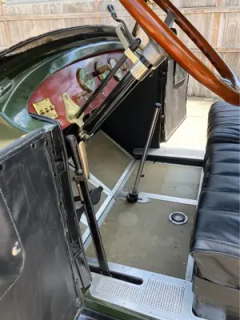 1918 Stanley Steamer Model 735 — thumbnail 3