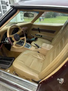 1976 Corvette — thumbnail 1