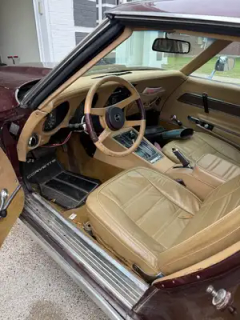 1976 Corvette — thumbnail 2