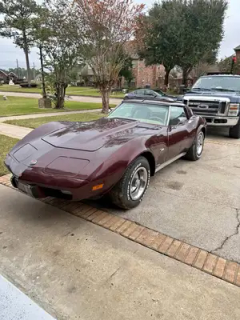 1976 Corvette — thumbnail 4