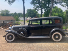 1932 Cadillac Sedan V8 — thumbnail 2