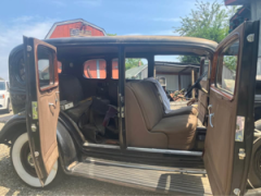 1932 Cadillac Sedan V8 — thumbnail 4