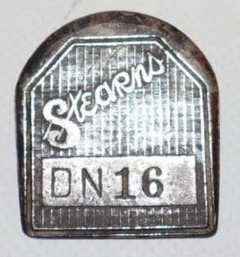 Stearns Motor Car Co Employee Pin Back Badge