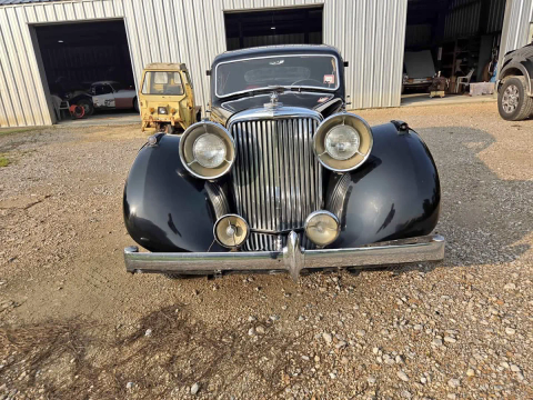 1948 Jaguar MKIV Saloon 3.5 Four Speed