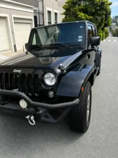2015 Jeep Wrangler Unlimited Sahara 4x4 — thumbnail 2