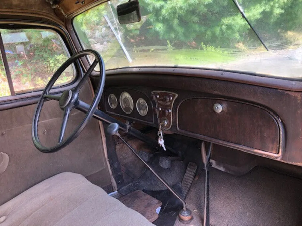 1934 Pontiac Business Coupe — photo 1