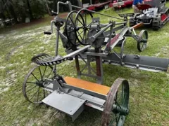 1922 Cletrac Bulldozer and Adams Leaning Wheel Grader — thumbnail 7