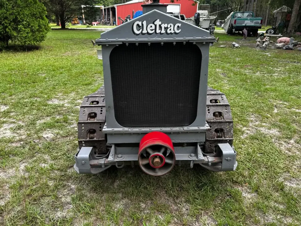 1922 Cletrac Bulldozer and Adams Leaning Wheel Grader — photo 1