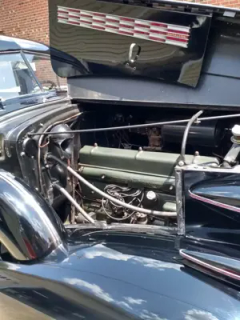 1937 Buick Roadmaster — thumbnail 4