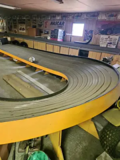 Big Slot Car Track — thumbnail 6