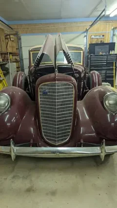 1939 Lincoln Model K Brunn Touring Cabriolet — thumbnail 7