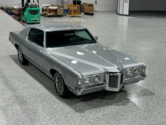1969 Pontiac Grand Prix Model J four speed manual with a/c — thumbnail 3
