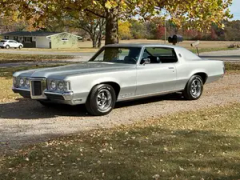 1969 Pontiac Grand Prix Model J four speed manual with a/c — thumbnail 2