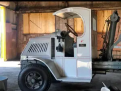1918 Antique 5 1/2 Ton AC Mack Truck — thumbnail 1