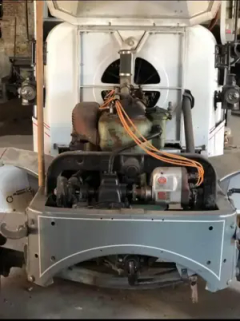 1918 Antique 5 1/2 Ton AC Mack Truck — thumbnail 3