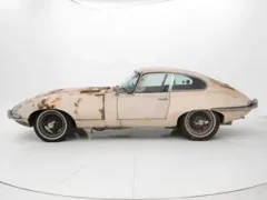 1963 Jaguar E-Type Series 1 3.8l Fixed Head Coupe  — thumbnail 4