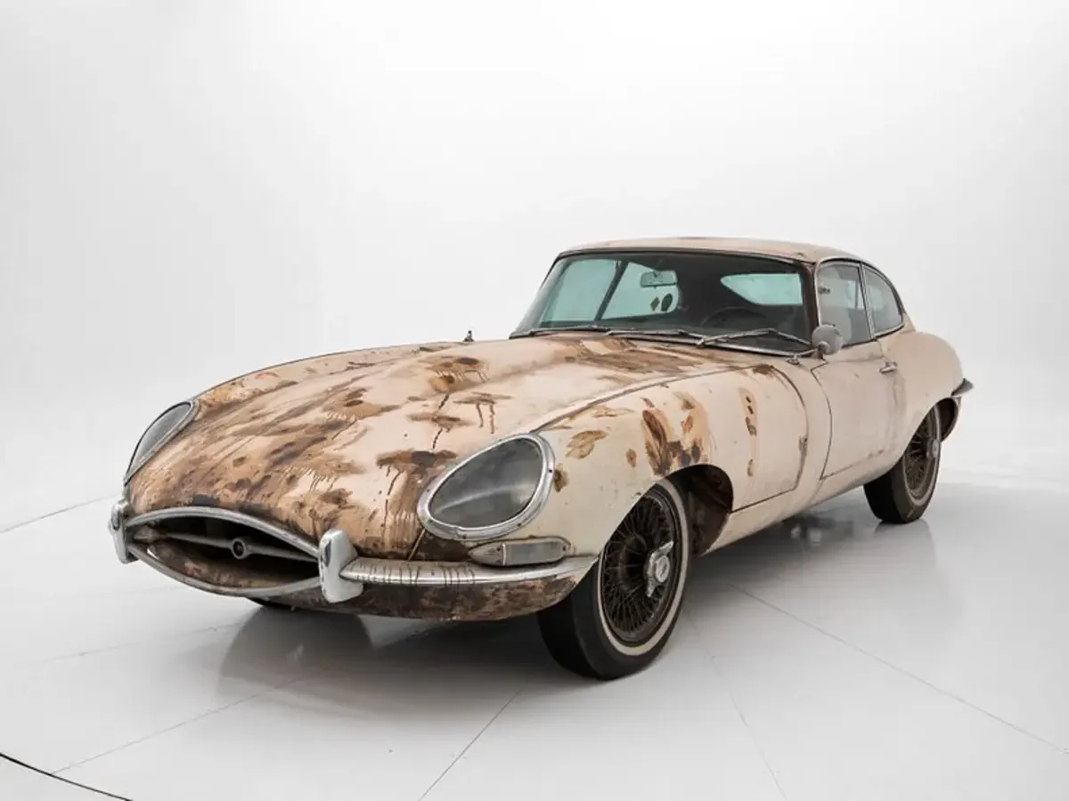 1963 Jaguar E-Type Series 1 3.8l Fixed Head Coupe — photo 1