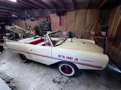 1964 Amphicar 770 Amphibious car — thumbnail 3