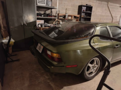 1983 Porsche 944 — thumbnail 3