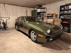 1983 Porsche 944 — thumbnail 2