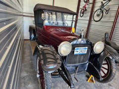 1917 Hupmobile Roadster — thumbnail 3