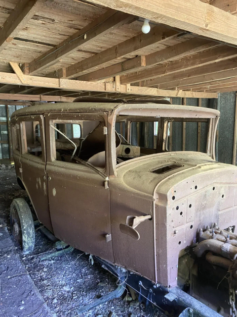 1930 Peerless Master Eight Sedan