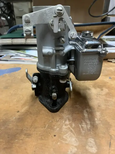 1935-36 Auburn Stromberg SC  EX32 Carburetor