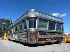 Fodero Dining Car — thumbnail 4