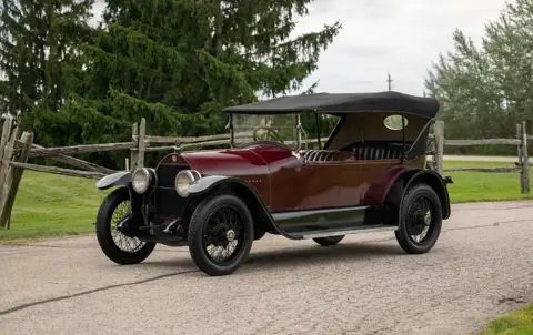1919 Stutz Model H Five-Passenger Touring