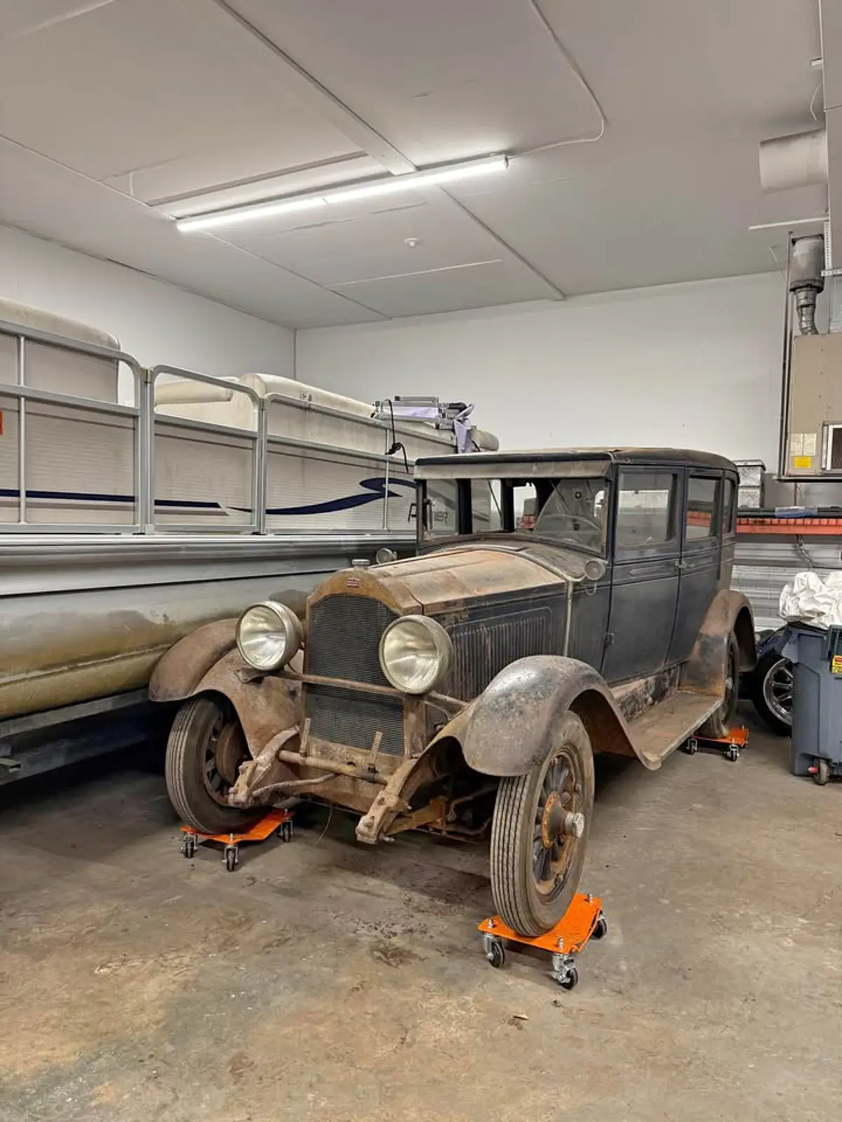 1929 Willys Knight — photo 1