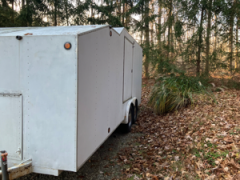 1985 20' Heavy Duty Enclosed Car Trailer — thumbnail 2