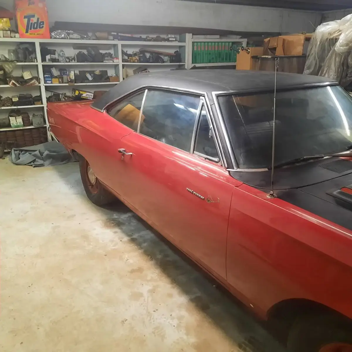 1969 Plymouth Road Runner HEMI Four Speed 1 Owner — photo 1
