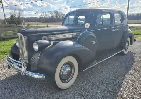 1940 Packard 180 Club Sedan
