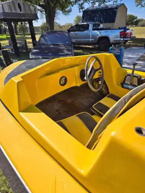1982 Interceptor Mini Boat