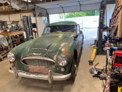 1961 Austin Healey MKI II 3000 — thumbnail 3