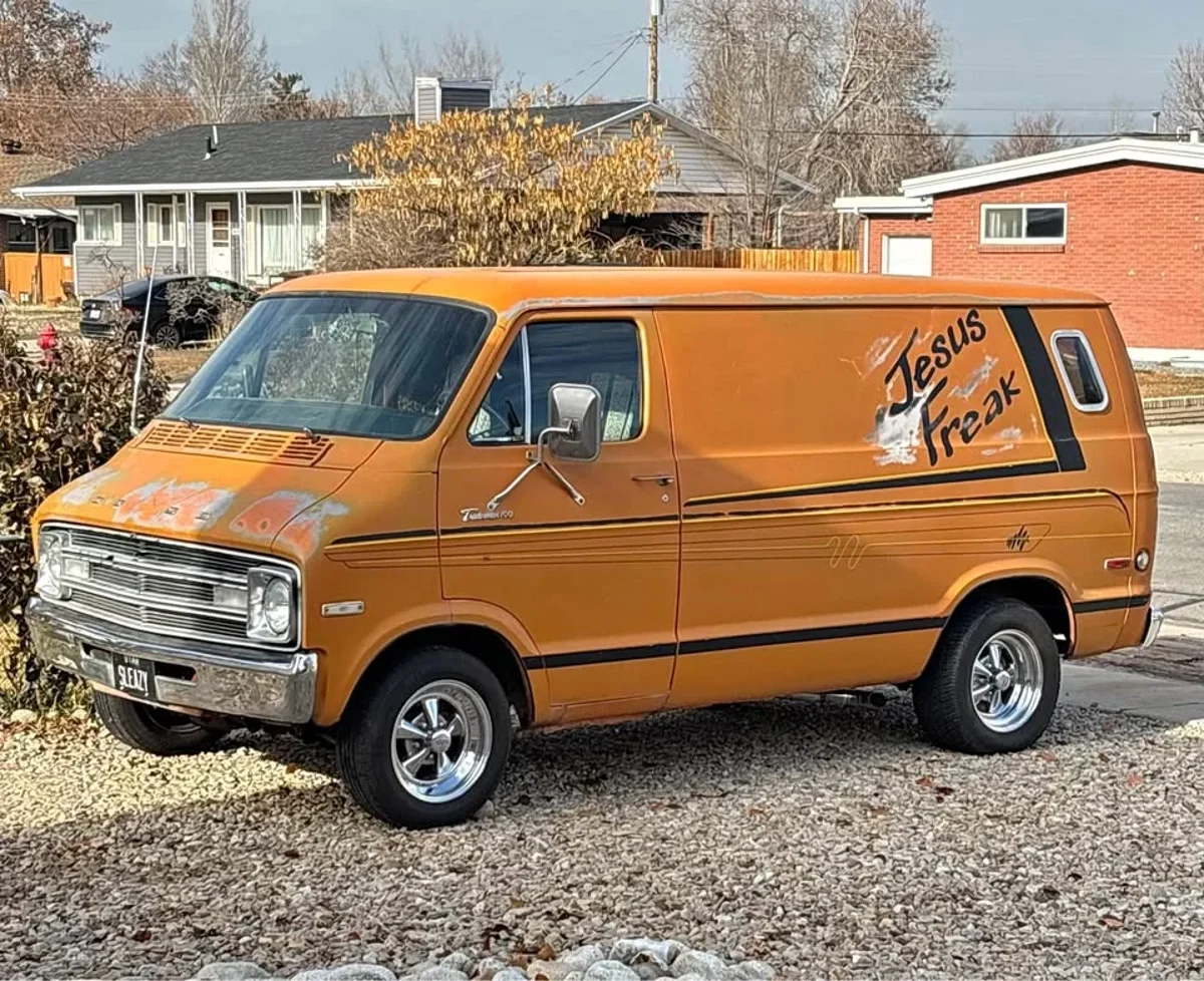 1976 Dodge B100 Van — photo 1