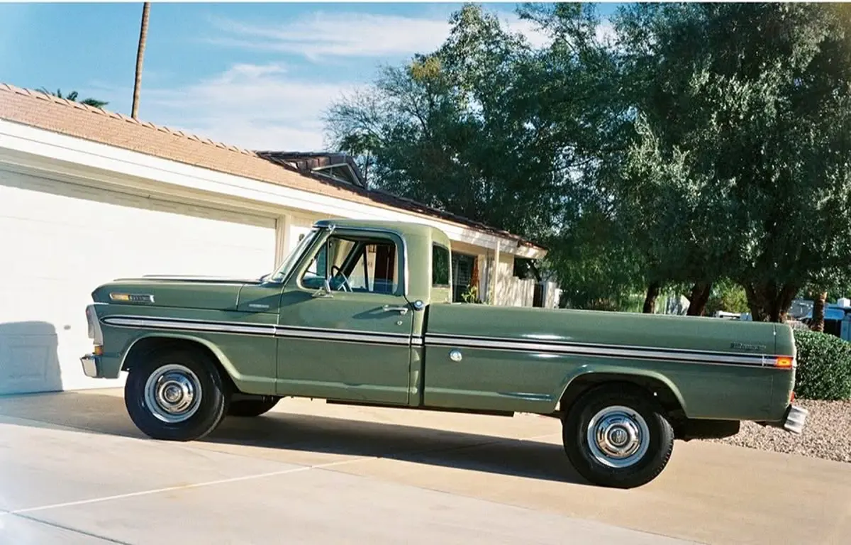 1970 Ford f-250 Ranger Camper Special — photo 1