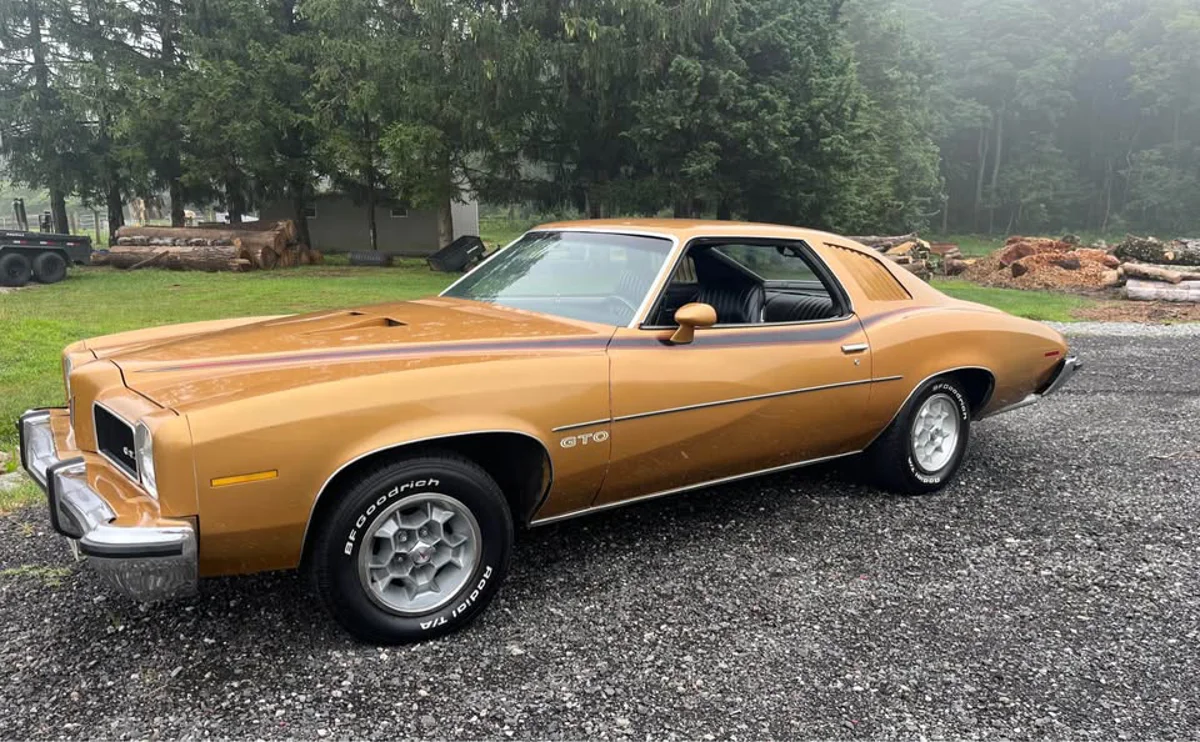 1973 Pontiac GTO 400 Four Speed — photo 1