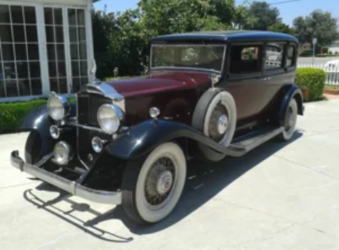 1932 Packard Sedan