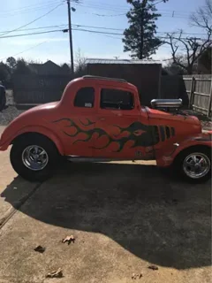 1933 Willys Coupe Deluxe — thumbnail 4