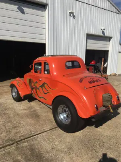 1933 Willys Coupe Deluxe