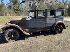 1926 Willys Knight Model 66 — thumbnail 2
