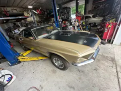 1969 Ford Mustang fastback R code 428 4 speed — thumbnail 1