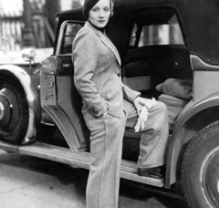 1930 Rolls-Royce Phantom I  by Hibbard & Darrin — thumbnail 3