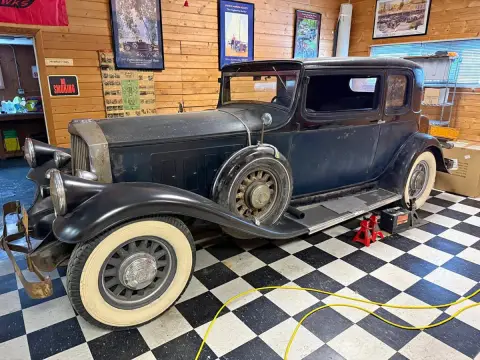 1932 Pierce Arrow Club Coupe Brougham