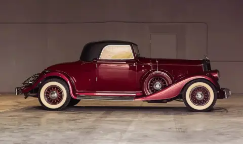 1933 Pierce-Arrow 836 Eight Coupe