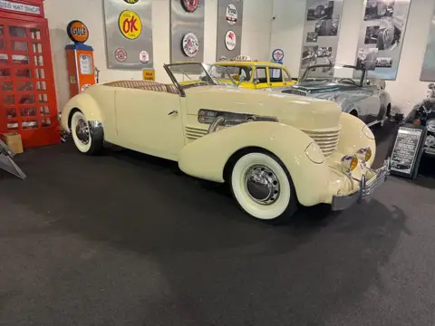 1937 Cord 812 Phaeton