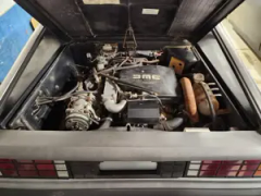 1982 DMC DeLorean — thumbnail 2